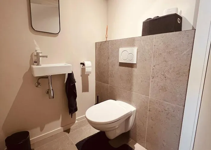 Christina's 2bed-third Floor Apartment Ostend